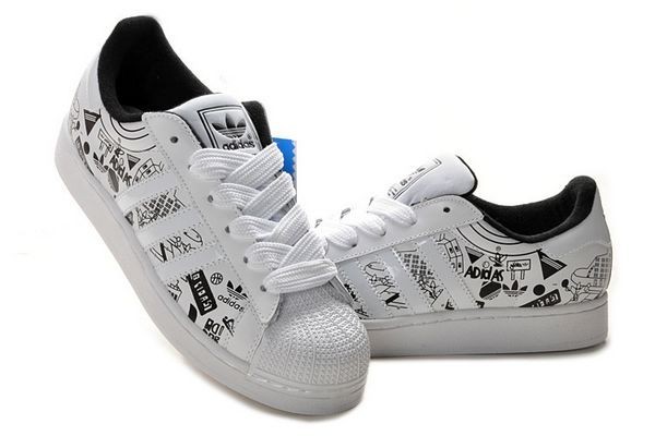 Compra Hombre Mujer Adidas Originals Superstar II Graffiti Zapatillas Blancas Negras G01863 Rebajas